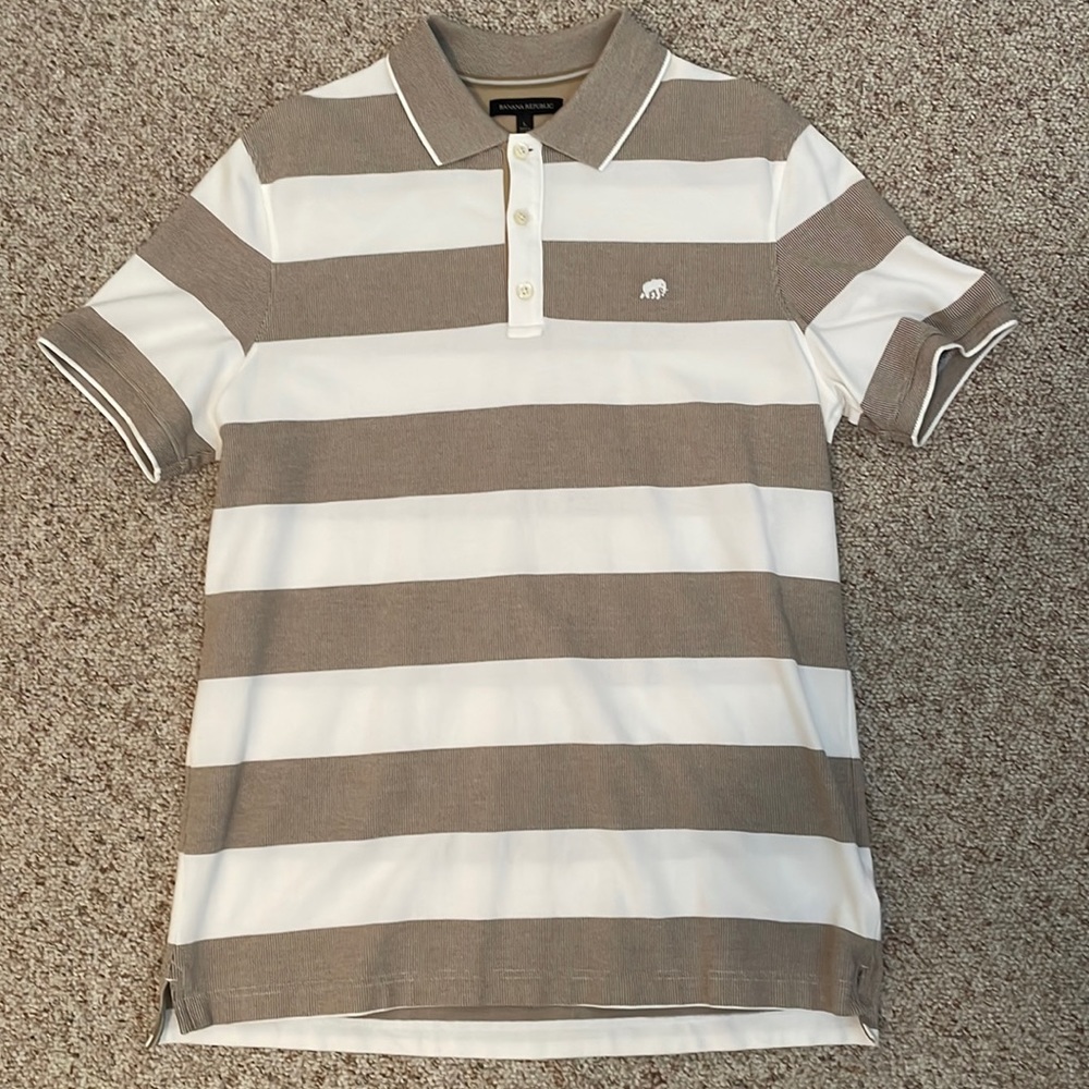 Banana Republic Polo-like new. Worn once!